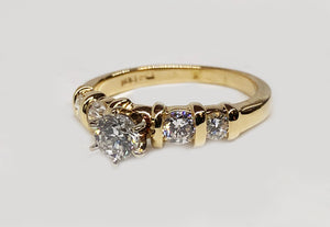 Engagement Diamond Ring 14 Karat Gold