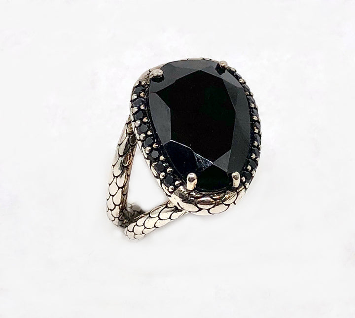 Black Spinel Ring Sterling Silver Pattern Design