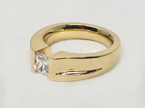 Tension Ring 14 Karat Yellow Gold