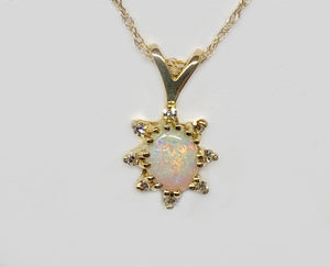 Opal Pendant 14 Karat Yellow Gold and Diamonds