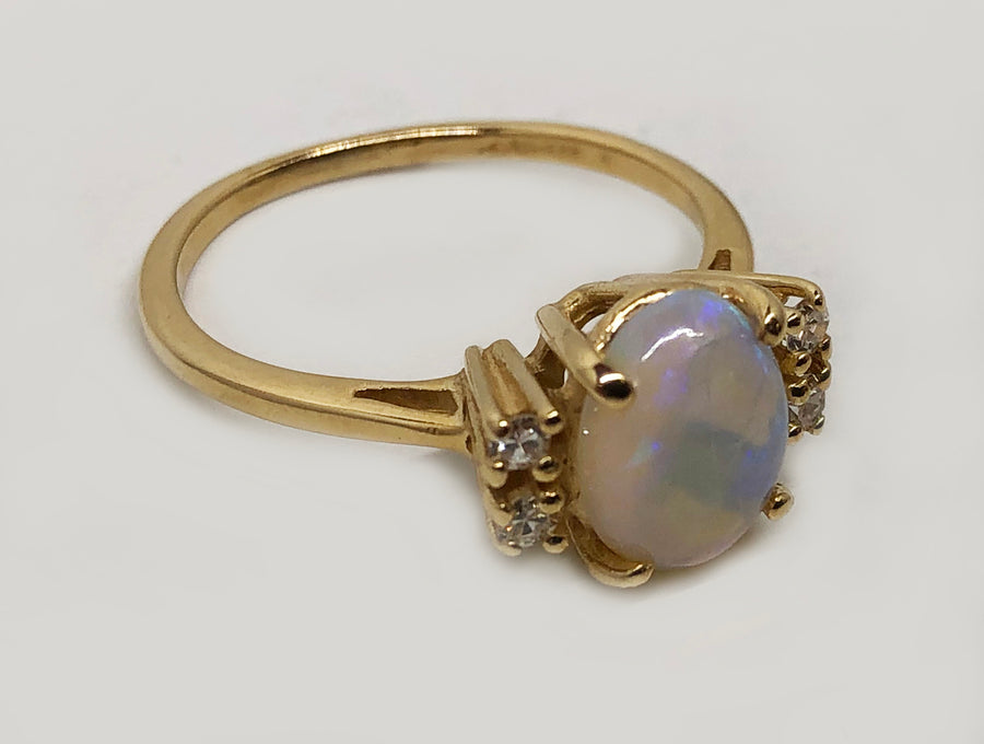 Opal Ring 14 Karat Yellow Gold Diamonds