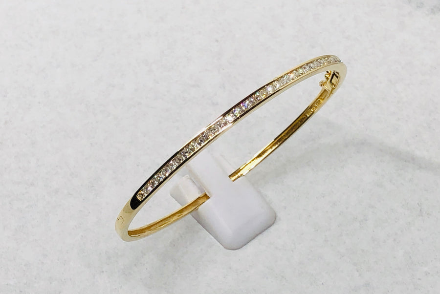 Bangle Diamond Bracelet 14 Karat Yellow Gold