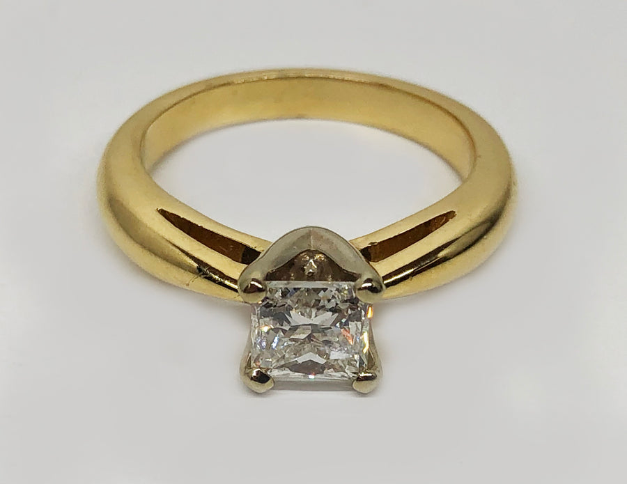 Solitaire Princess Cut Diamond 14Karat Yellow Gold