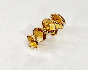 Citrine Expandable Ring in 18 Karat Yellow Gold