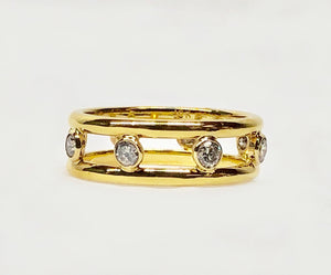 Classic and Cool Diamond Band Open Design 18 Karat Yellow Gold