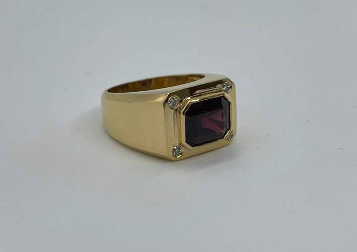 Gents Garnet and Diamond Ring 14Karat Yellow gold