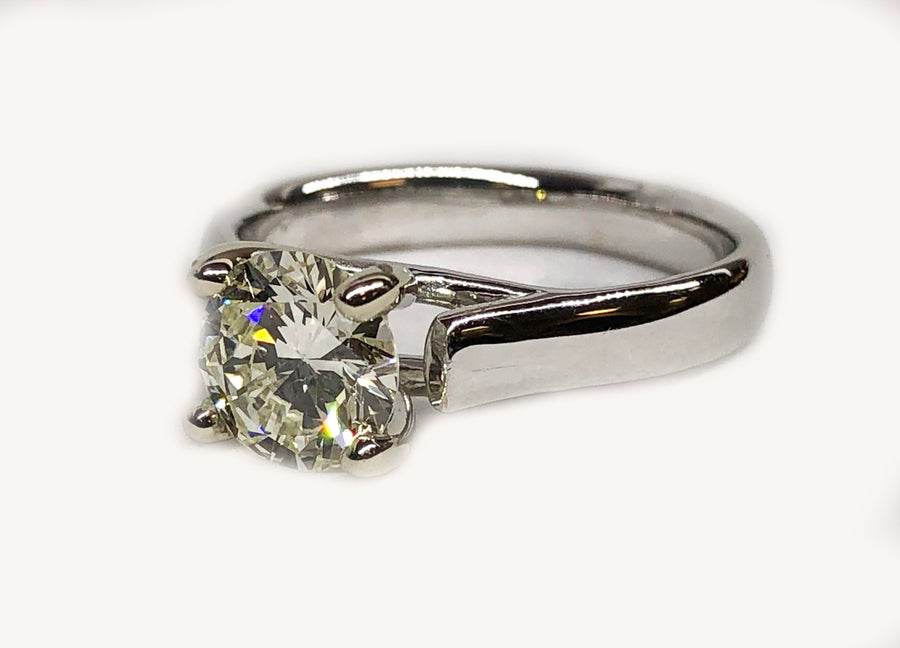 Diamond Engagement Ring 14 Karat White Gold