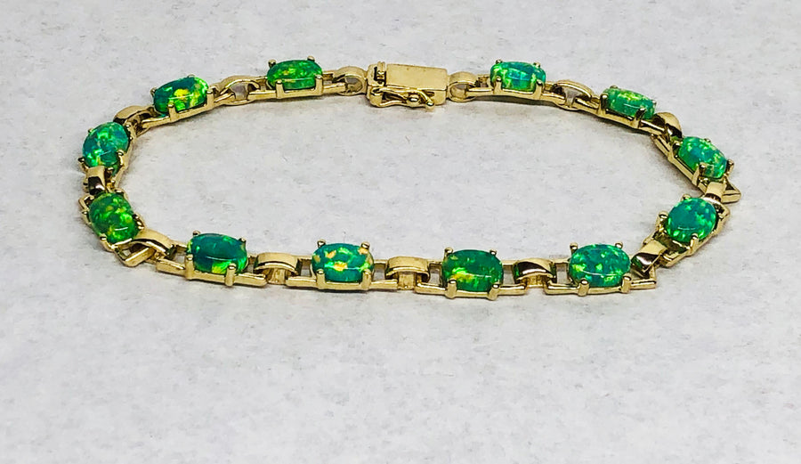 Green Opal Bracelet in 14 Karat Yellow Gold