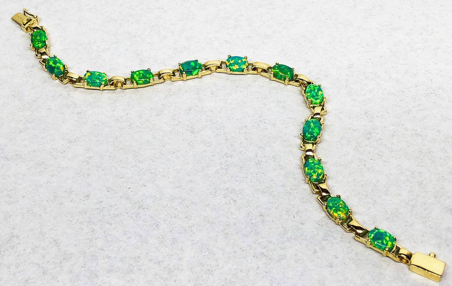 Green Opal Bracelet in 14 Karat Yellow Gold