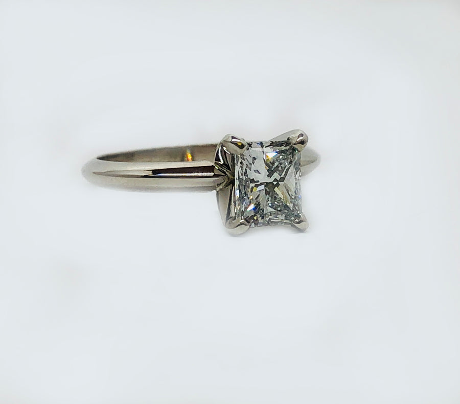Princess Cut Diamond Solitaire VVS