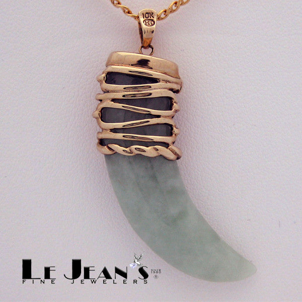 Green Jade Gold Pendant 10K