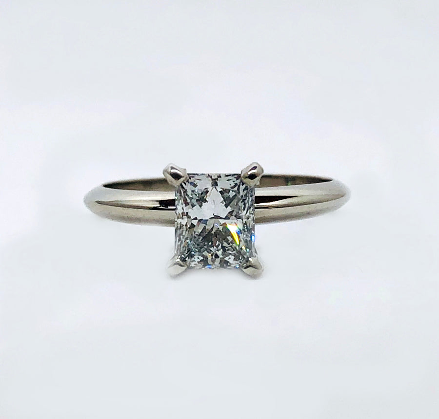 Princess Cut Diamond Solitaire VVS