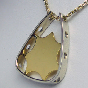 Carminelli Pendant 22K Gold and White Gold